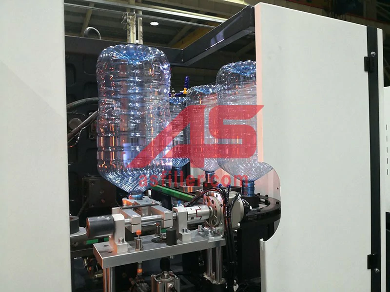 AS Filler 20L bottle type fully automatic blow molding machine with servo system 2.webp